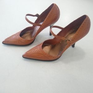 BCB Girls Camel Leather Heeled Dress Shoes Women's 7.5